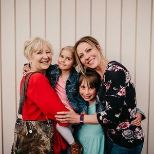 Meet your Posher, Brenda